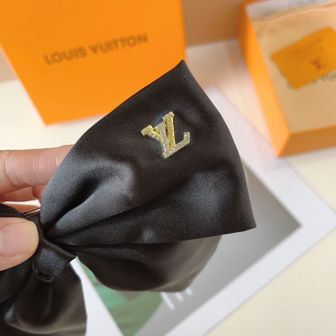 Louis Vuitton Hair Hoop